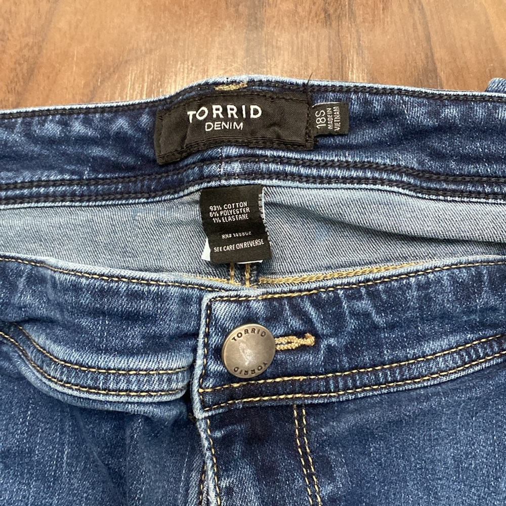 Torrid Jeans - Picture 2 of 3